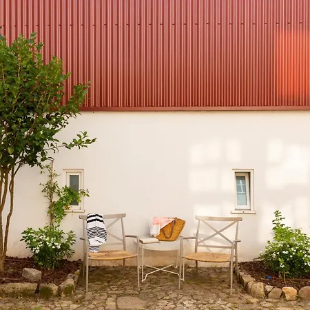Romantic - Garden Of Camellias Holiday home